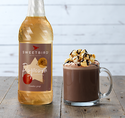 sciroppo popcorn sweetbird in tazza di ciccolata calda