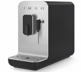 Smeg BCC02BLMEU Nera Macchina da caffè con erogatore vapore 
